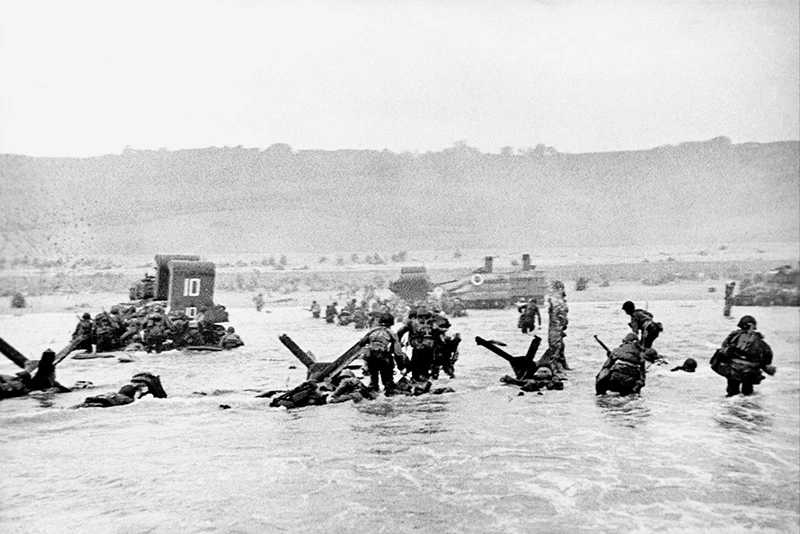 Robert Capa d-day sbarco in normandia