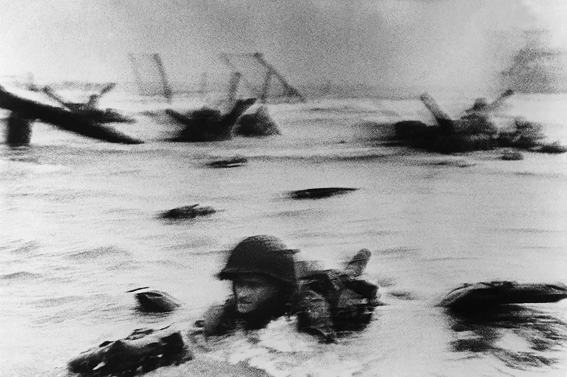 Robert Capa d-day sbarco in normandia