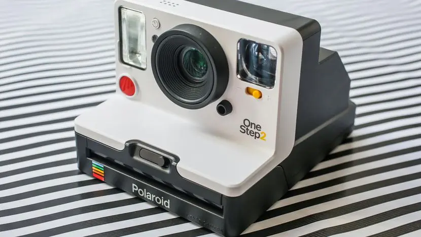 Polaroid OneStep 2: il ritorno di un’icona