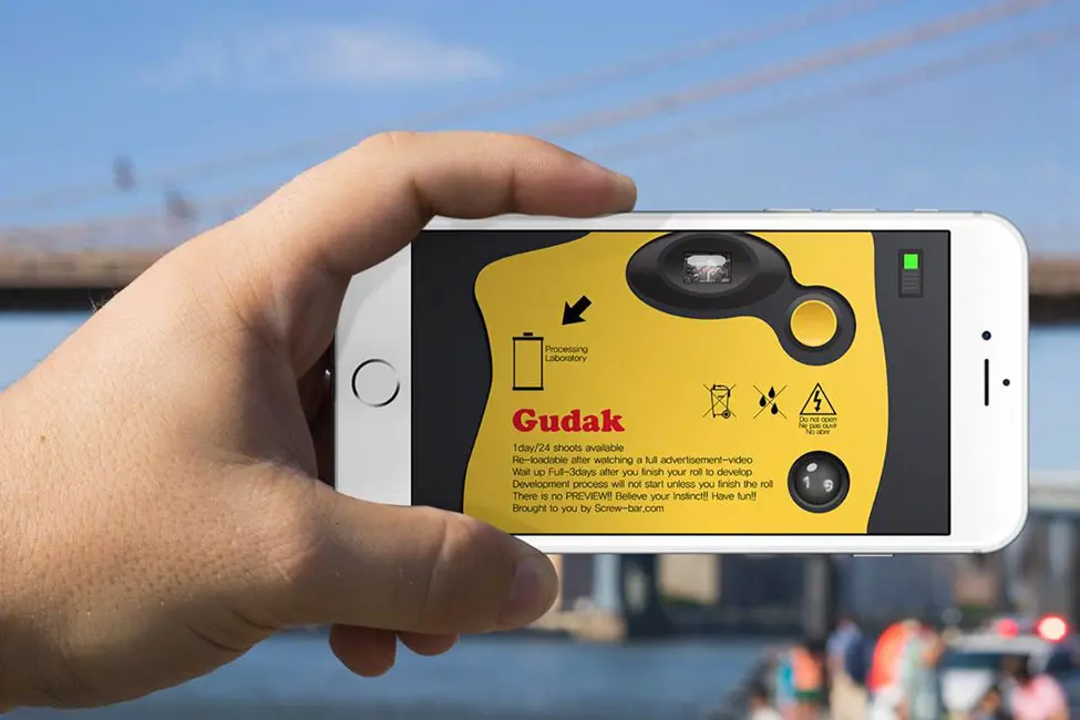 Gudak Cam: l'APP che trasforma l'iphone in una fotocamera usa e getta