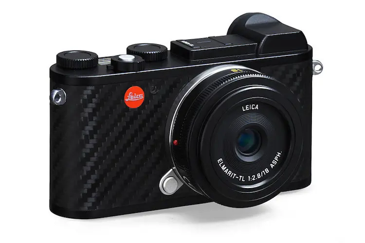 Leica CL in carbonio. Un lusso per pochi collezionisti