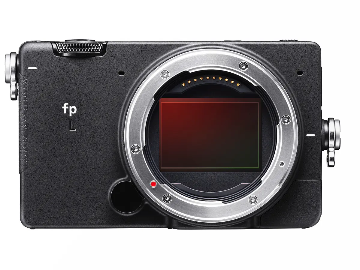 Sigma presenta FP L: dimensioni ridotte, sensore full frame da 61 MP, AF ibrido