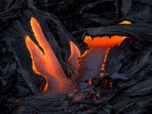 Scatti dall'inferno: lo spettacolo del vulcano Kilauea alle Hawaii