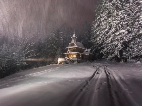 La magia dell'inverno sui monti dei giganti in Polonia