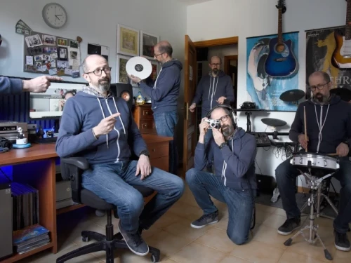 Amici Miei: Il Progetto Fotografico di Ottavio Maledusi che dà Voce ai Dimenticati