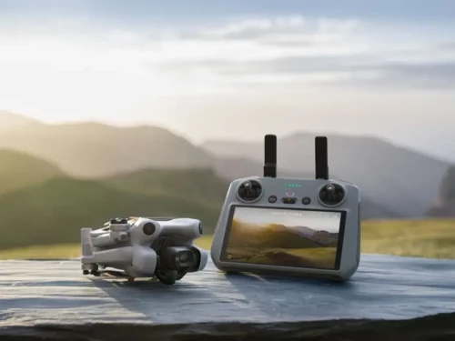 DJI Mini 4 Pro: il drone compatto che offre prestazioni professionali