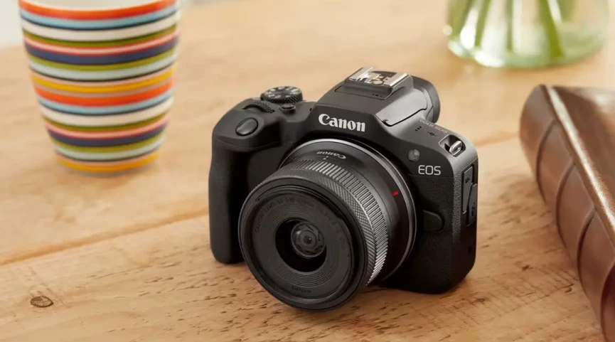 Fotocamere per principianti 2025: iniziare a scattare con Canon EOS R100